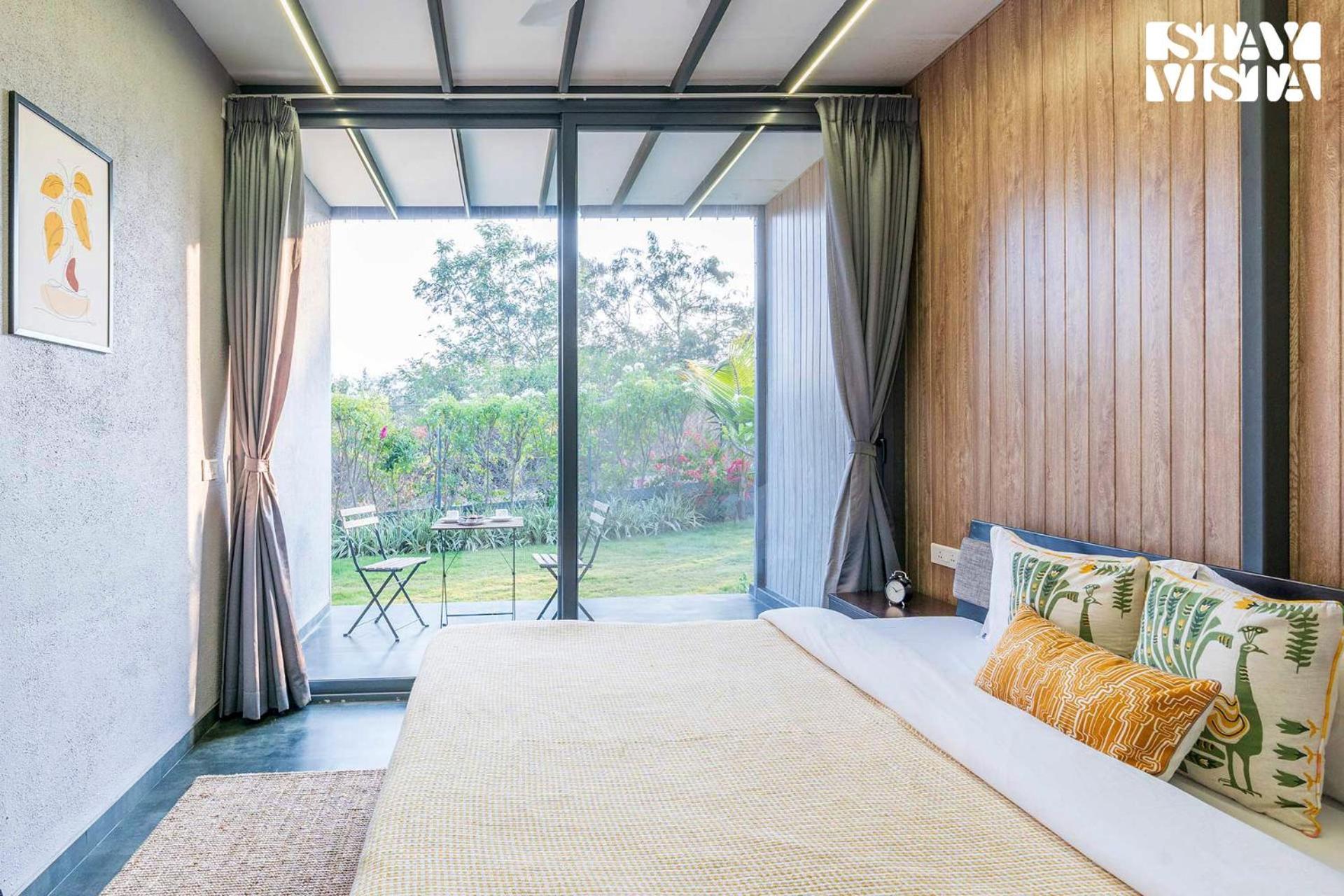 Stayvista'S Celeste Villa - Hill-View Retreat With Infinity Pool Nashik Exterior foto