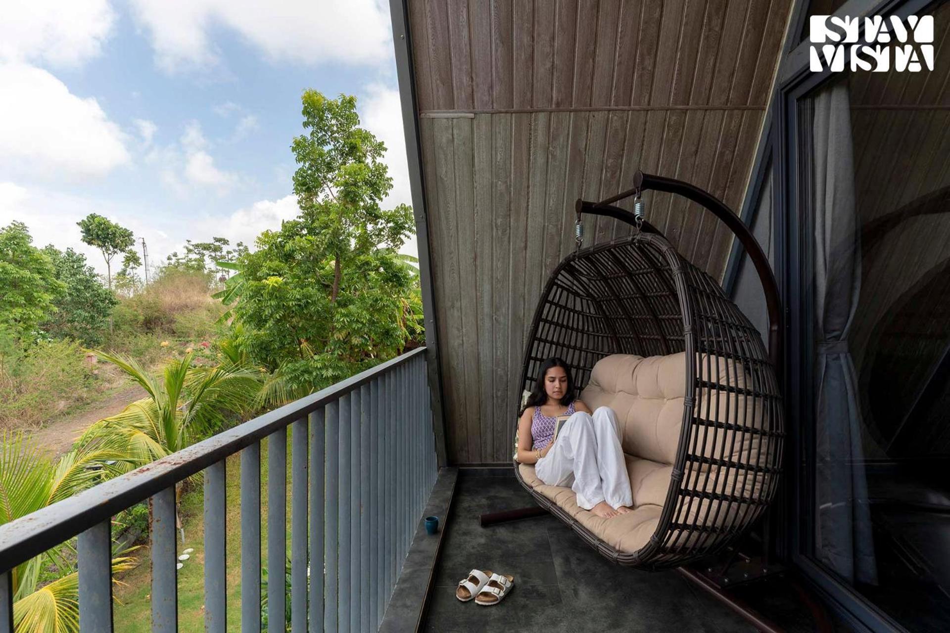 Stayvista'S Celeste Villa - Hill-View Retreat With Infinity Pool Nashik Exterior foto