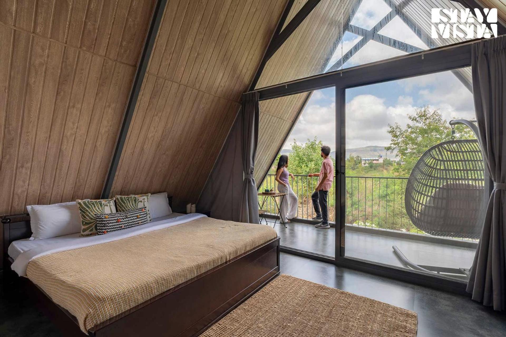 Stayvista'S Celeste Villa - Hill-View Retreat With Infinity Pool Nashik Exterior foto